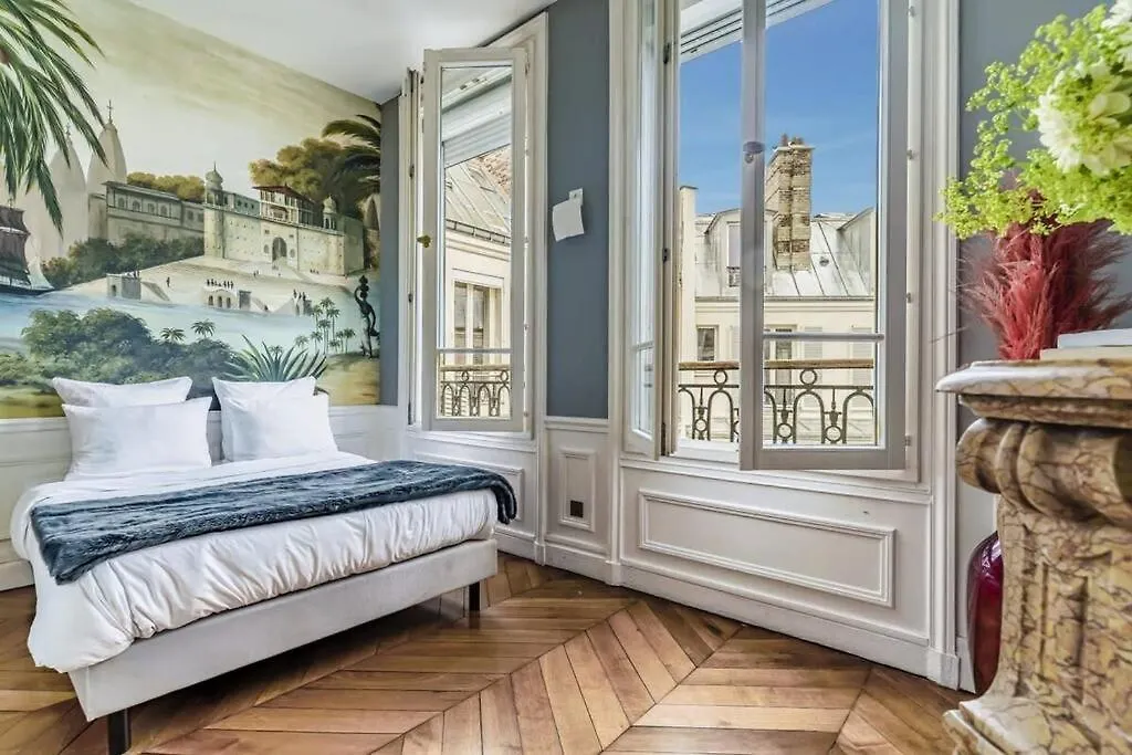 Luxurious Penthouse Close To Champs Elysees And Fr Παρίσι