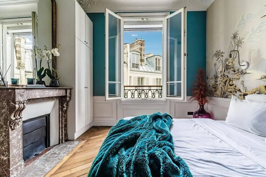 Luxurious Penthouse Close To Champs Elysees And Fr Παρίσι